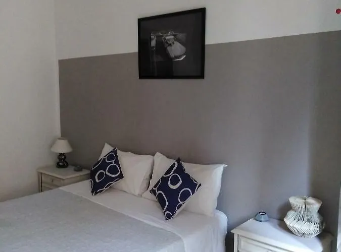 Trastevere Corner Eight Rom